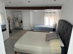 Cannes vente ville en face du port