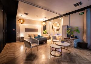 Suite avec jacuzzi privé Nîmes Idéal seul ou couple