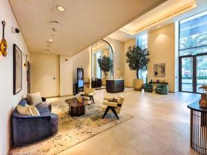 Luxury 1BR Retreat @ Vida Residences - Creek Beach