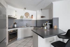 4 Parkshores Coastal Retreat Close to Beach Private Outdoor Spaces