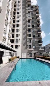 The Median Condo Near IT Park