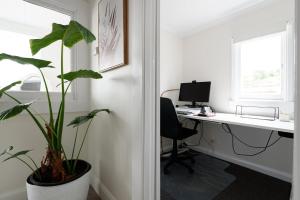 Homey East Launceston Retreat