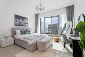 Gala Guests - Luxury Dubai Marina View Apartments - 1 min Walk to Tram