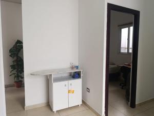 Beautiful and cozy home with Rent a car available