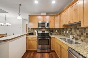 Beautiful Peak Vista - 2BR w Stunning Mt Views