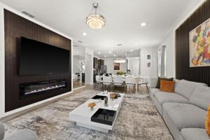 New 2025 Bambi Orlando Pool Vacation Home