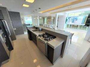 Cobertura Duplex 4 Suítes Alto Padrão, Frente Mar