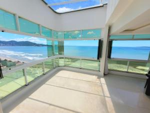 Cobertura Duplex 4 Suítes Alto Padrão, Frente Mar