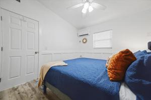 Watefront King Boat Dock & Pets OK Walk 2 Beach