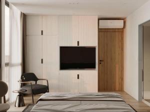 Regal Victoria Garden Retreat BT5-9