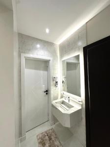 ريناس لتأجير اليومي