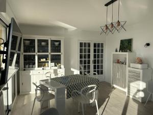 Appartement T4 - 6 pers - Parking - Vue Mer à St Georges de Didonne - FR-1-738-51