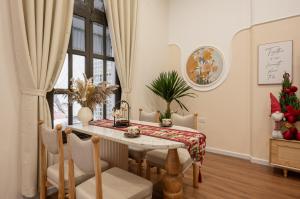 Lumos Casa - Cozy Duplex w Balcony - Near Old Quarter