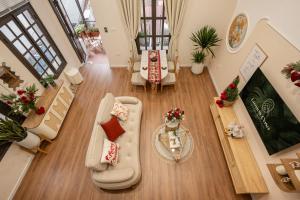 Lumos Casa - Cozy Duplex w Balcony - Near Old Quarter