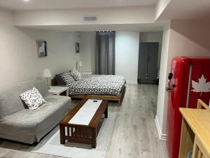 Private Basement unit in Richmond Hill