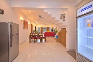 Villa With Turf & Indoor Games