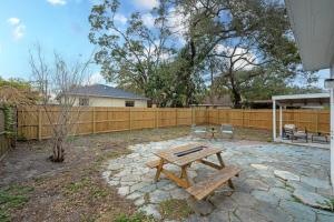 Parkside Duo (pet-friendly) 2 bedroom plus den