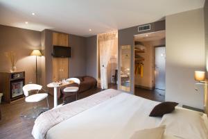 Hotels Hotel Le Turenne : photos des chambres