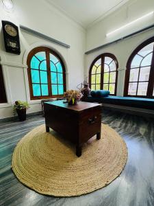 The Haven by Oshara Modern Kerala 3BHK AC WiFi Family Near Fort Kochi Parking