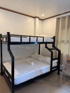 Mia Bae Lodge