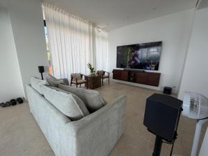 Amazing massive ph at olas altas by los muertos beachfront