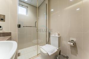 4BR plus Maids Room Villa Near Nad Al Sheba Mall, With Easy Access to Major Dubai Attractions - Nad Al Shiba Third, Nad Al Sheba by Deluxe Holiday Homes