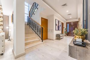 4BR plus Maids Room Villa Near Nad Al Sheba Mall, With Easy Access to Major Dubai Attractions - Nad Al Shiba Third, Nad Al Sheba by Deluxe Holiday Homes