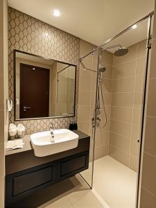 Indochine Architectural Apartment