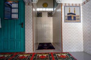 RedDoorz Syariah near Alun Alun Balai Kota Tegal