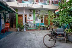 RedDoorz Syariah near Alun Alun Balai Kota Tegal