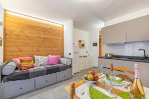 Rochebrune Apartments