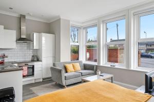 Central Studio Haven with Free Parking