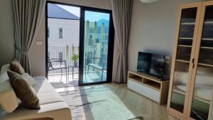 The Apart 711 in Legendary 2-bedrooms