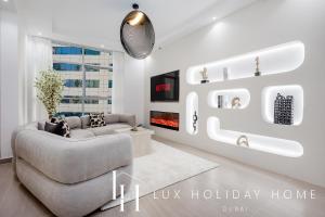 LUX The Sky Dubai Eye View Suite