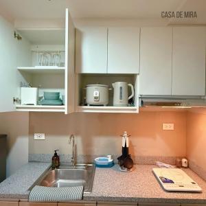 Condo Studio unit in Central by Casa De Mira
