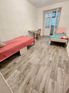 4-х кімнатна квартира із власним укриттям