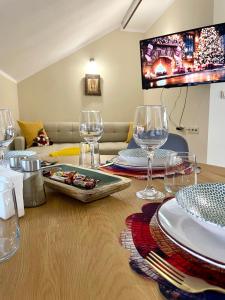 1BR Apartment Near Gondola with Parking