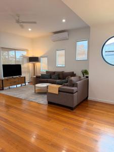 Baiti Cowes - close to great coffee and the beach