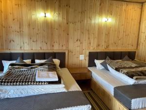 Shreyaksh Chopta Valley Resort