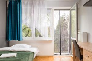 Ursus Niedźwiadek 3-Bedroom Apartment by BookingHost