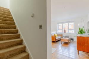 Chic 1BDR City Retreat with Views of the Shard