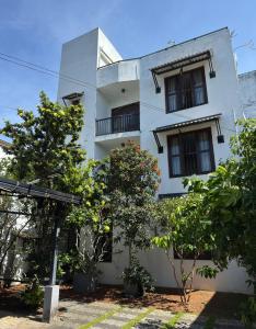 Cinnamon apartment