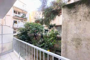 AtheNeon Deluxe Suite