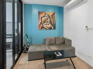 One bedroom Condo with pool view at The Base near Central Festival Pattaya