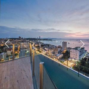 One bedroom Condo with pool view at The Base near Central Festival Pattaya