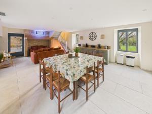 Charmant gîte de campagne pour 10 avec terrasse