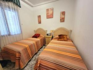 Lookout View Steps to Beach !