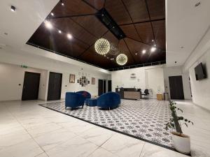 Hotel Kingdom Suites Near Elements Mall, Manyata Tech