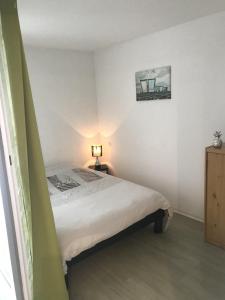 St Cyprien bel appartement rez de jardin en residence