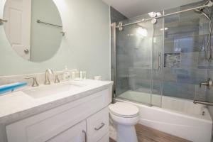 Sands Beach Club 1027